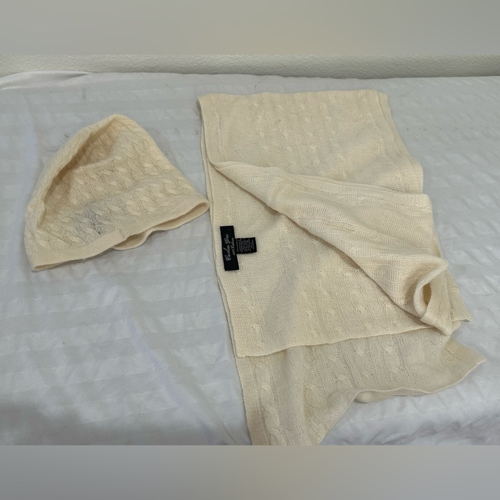 Cashmere scarf and hat
